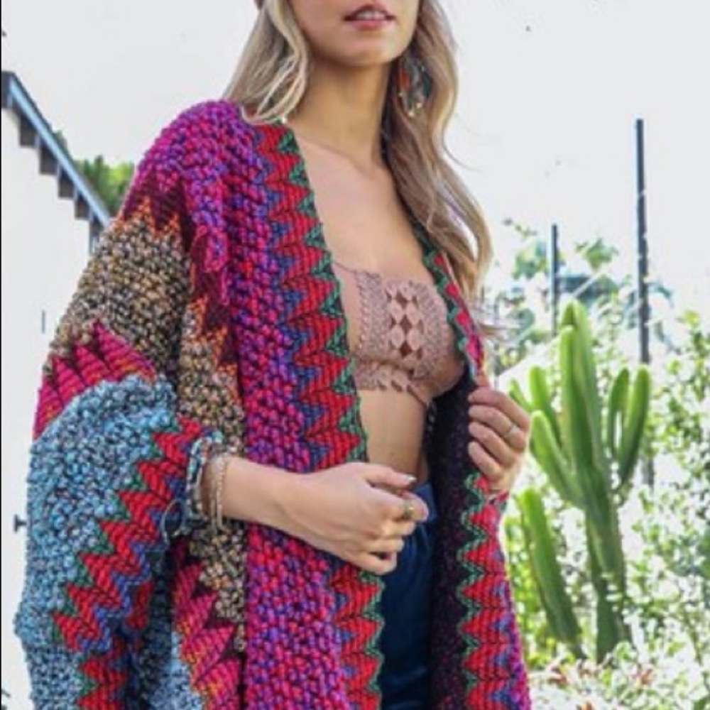 Last 1 New Cozy Boho Eye Lace Detail Bralette - Picture 4 of 5